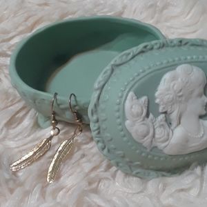 Feather  Hanging Earrings Gold Toned